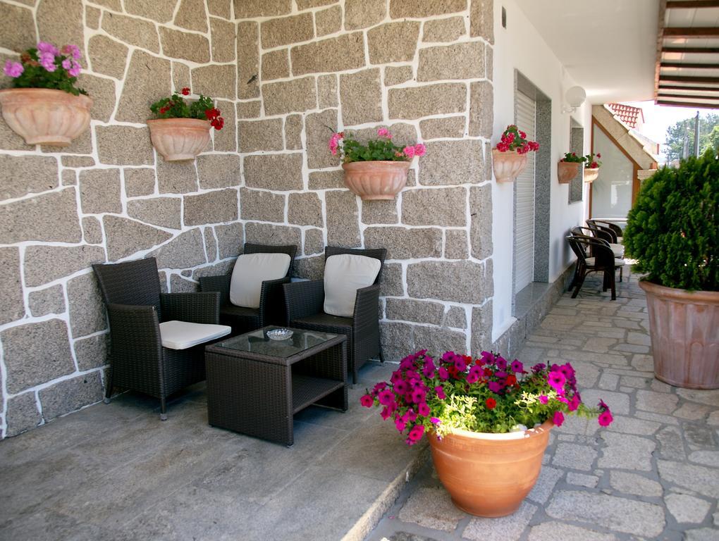 Apartamentos Barrosa Portonovo Rum bild